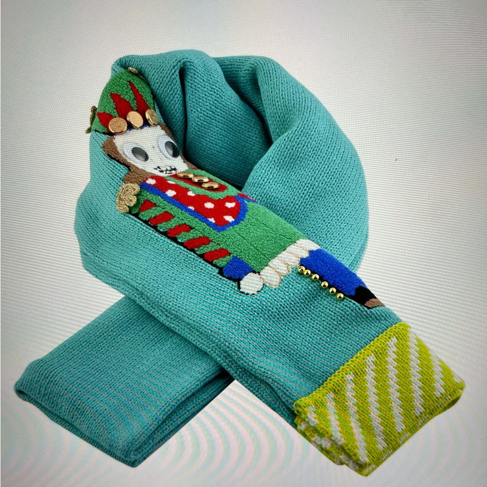 HOLIDAY NUTCRACKER DESIGNER SCARF💕🧣HOLIDAY EDITION 💕